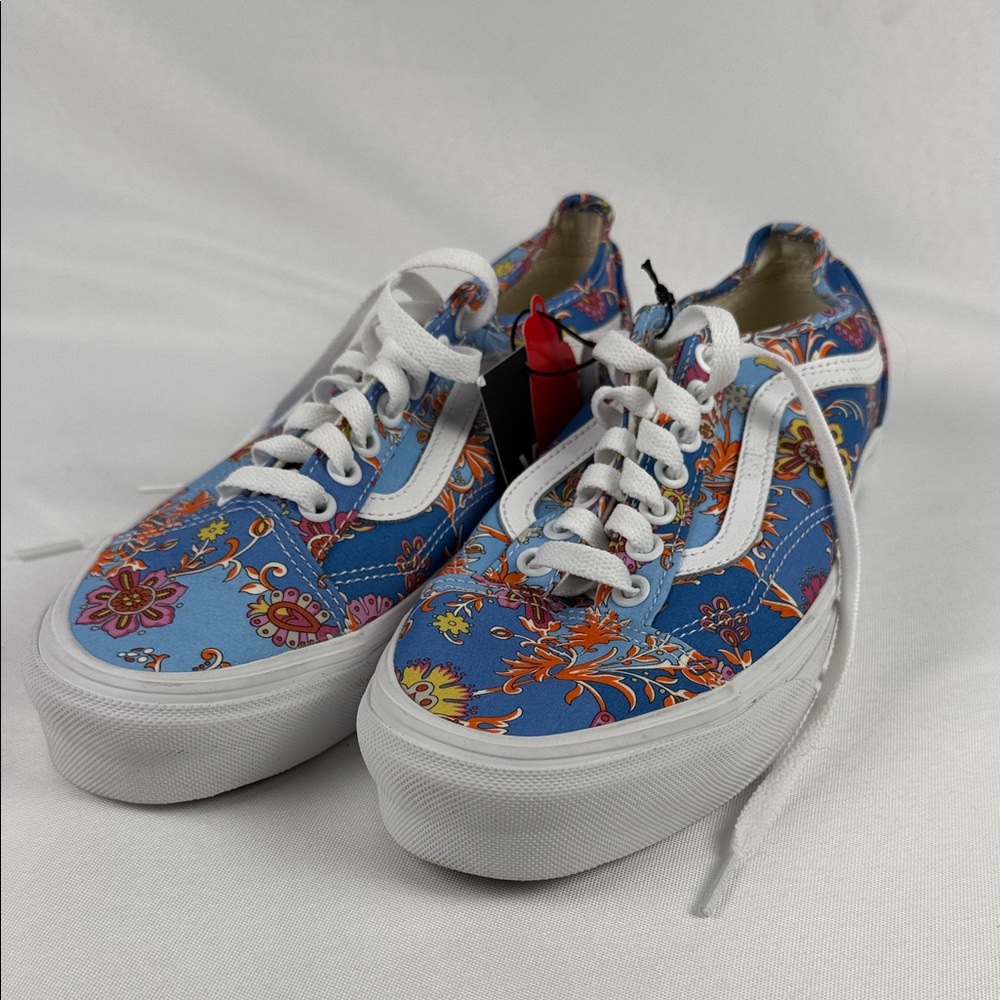 Vans off the wall old skool tapered shoesLiberty fabric women’s 9 men’s 7.5